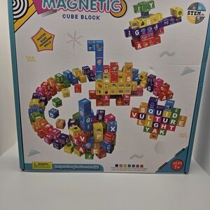Magnetic Cube Block Set - Multicolor